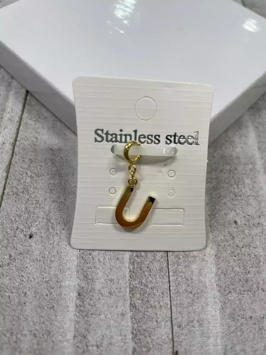 STAINLESS STEEL CHARMS LETTERS U