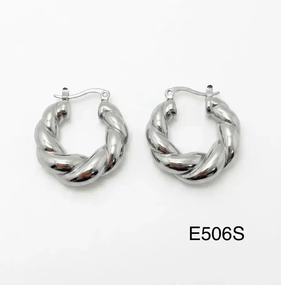 STAINLESS STEEL EARRINGS SILVER E506