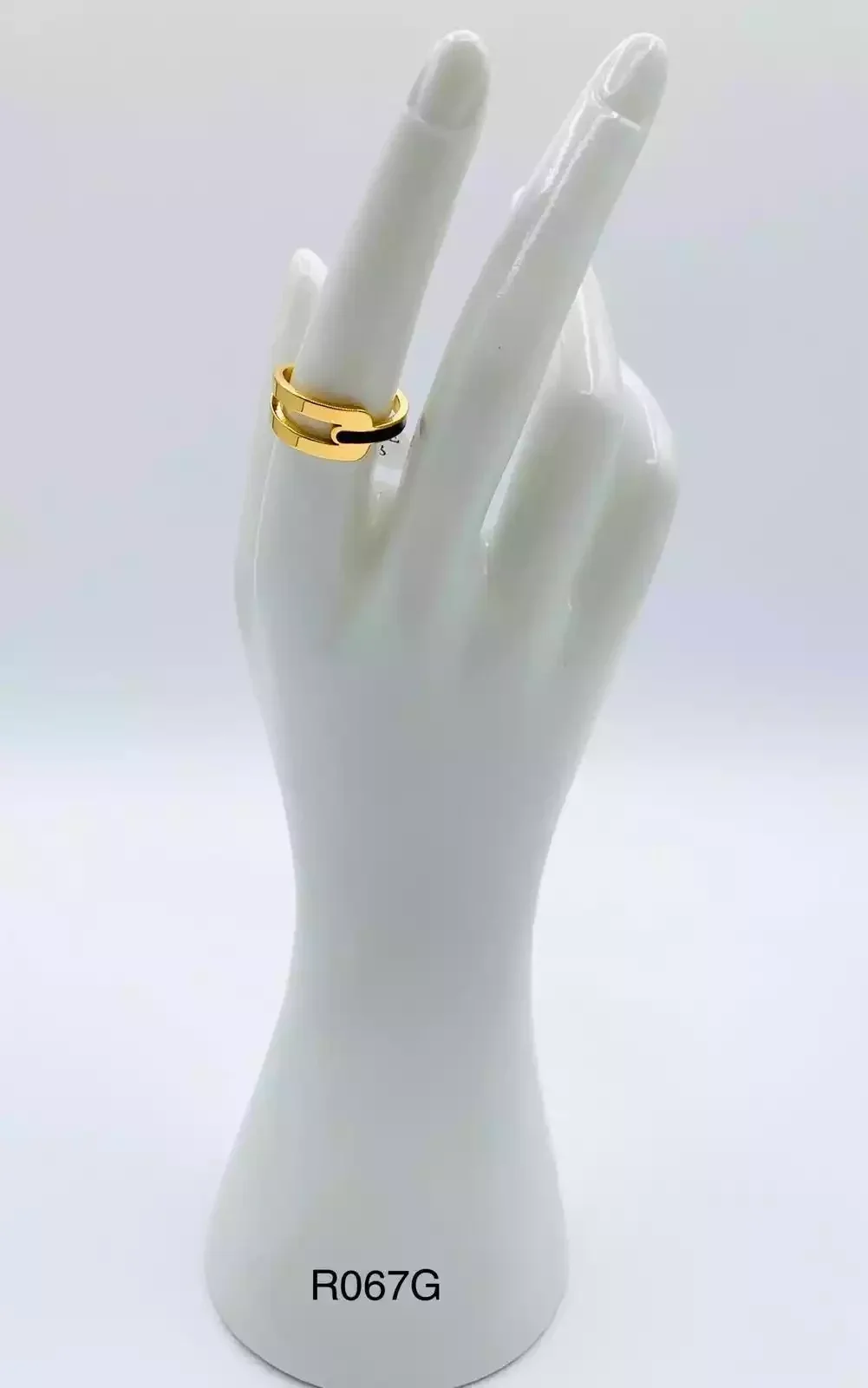 RING STAINLESS STEEL GOLD 122R1039G